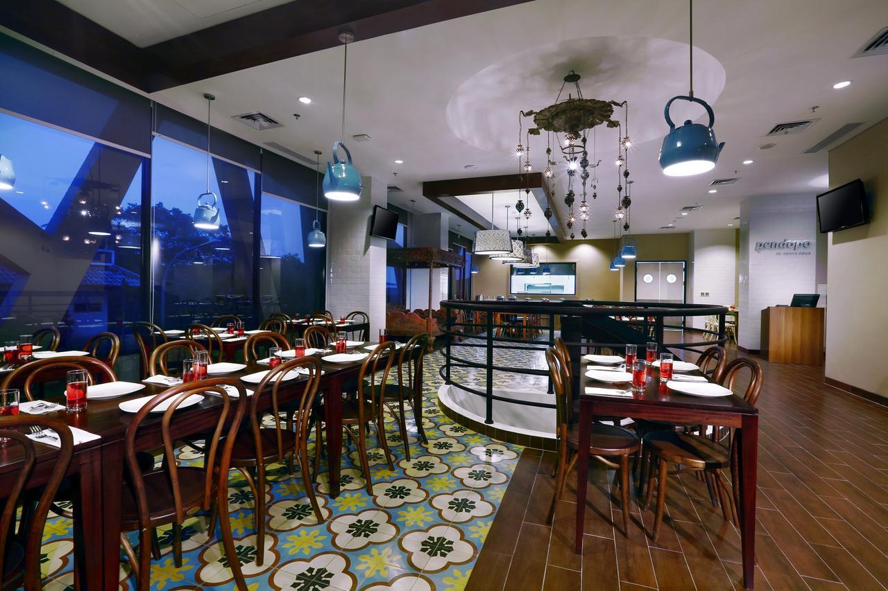 Hotel Neo+ Kebayoran Jakarta Extérieur photo